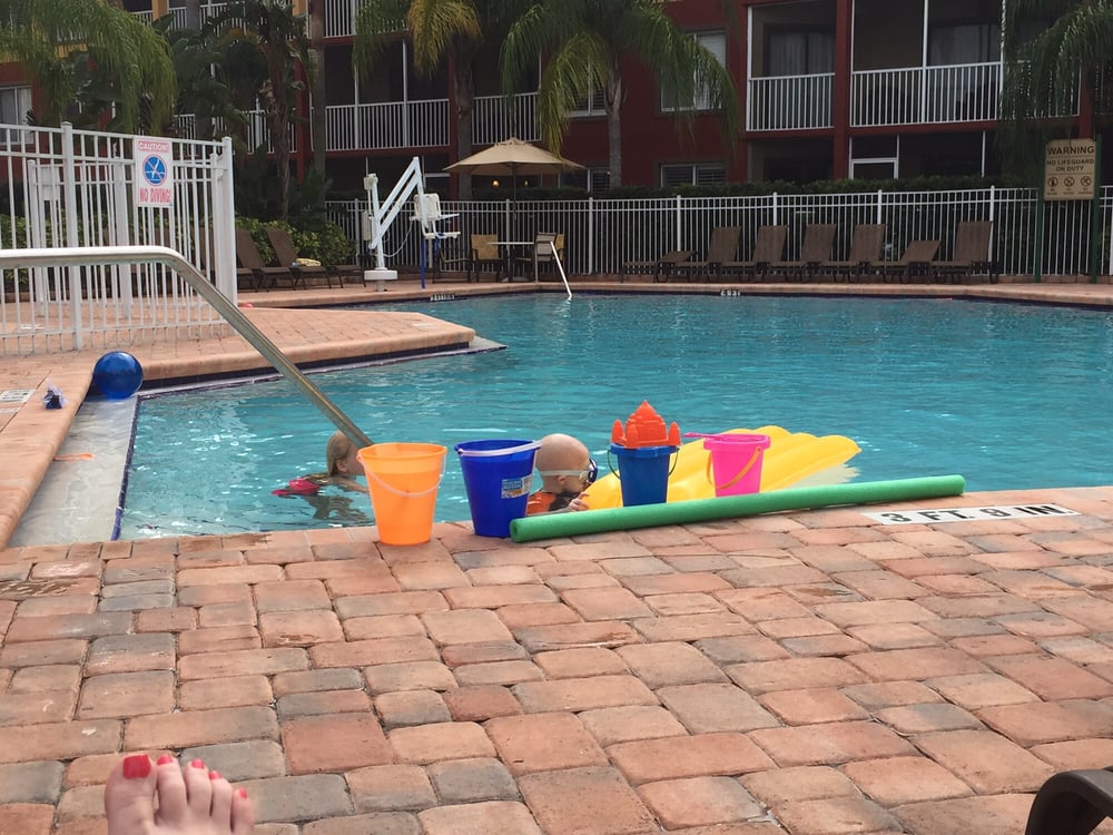 Bluegreen-Vacations-Orlando-Sunshine-Ascend-Resort-Collection-Pool.jpg